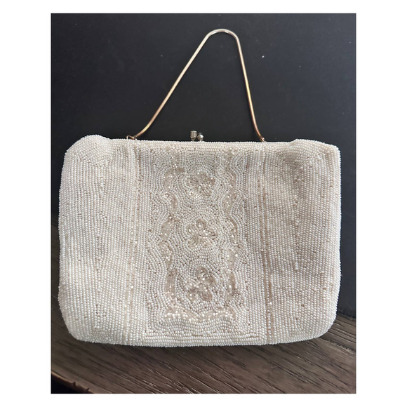 VINTAGE LA ROYALE IVORY BEADED HANDBAG - Picture 1 of 3